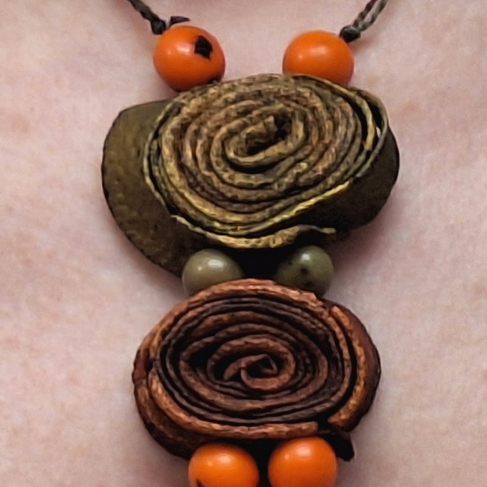 Acai Seed & Orange Peel Necklace - Picture 9 of 11